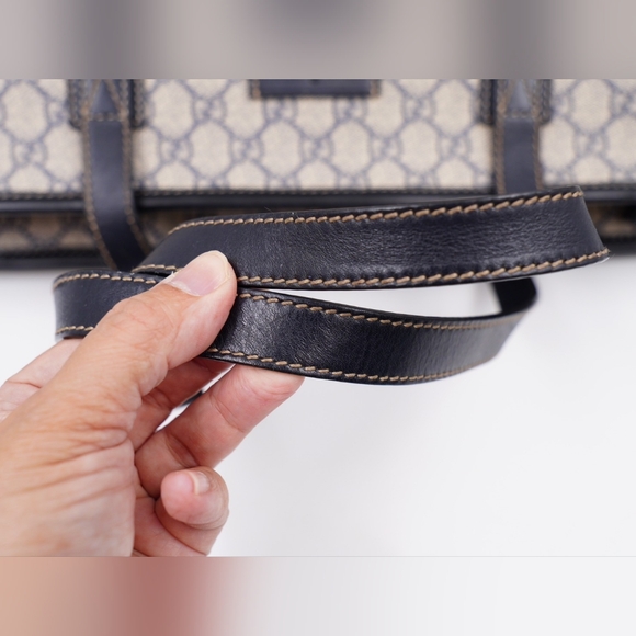 AW41❤️ GUCCI GG Supreme Monogram Zippered Shopping Tote - Picture 9 of 14